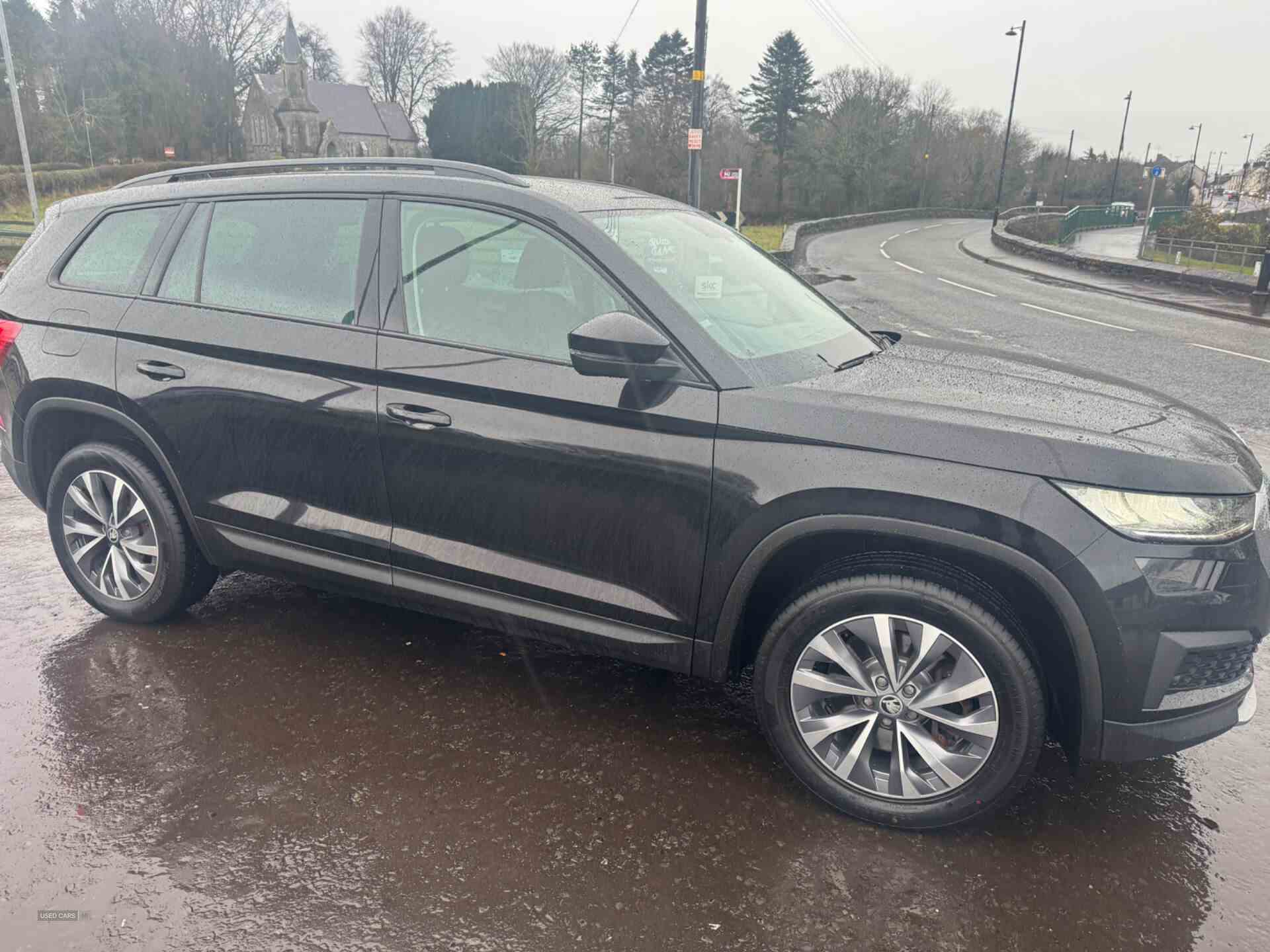 7seats, Reverse Camera, Auto