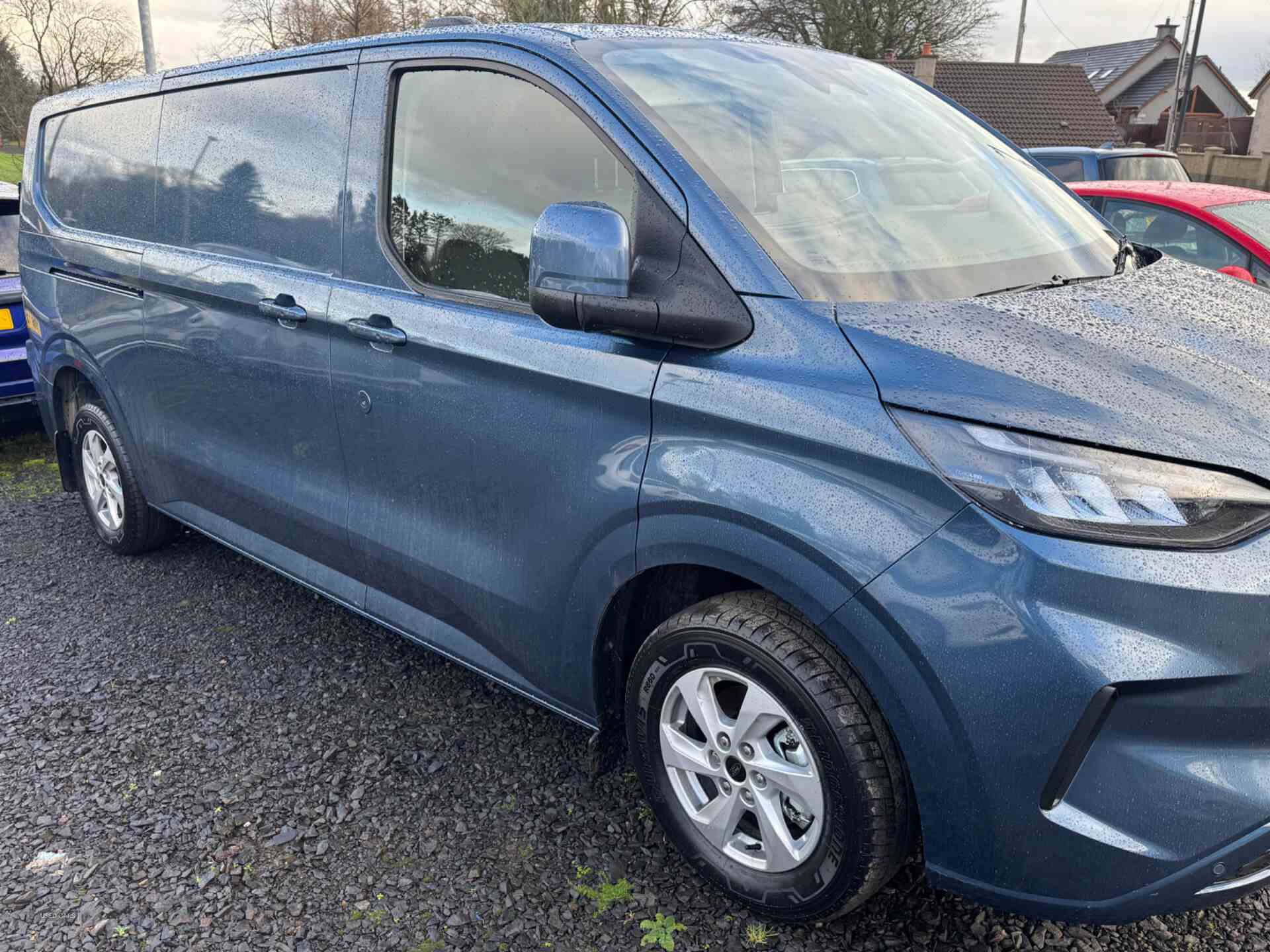 2 side loading doors & fitted towbar